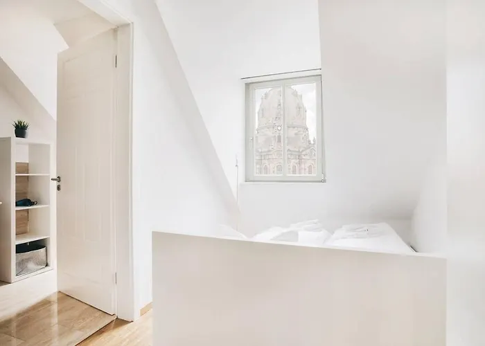 Dill Frauenkirchenblick دريسدن