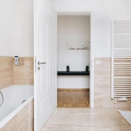 Dill Frauenkirchenblick 公寓